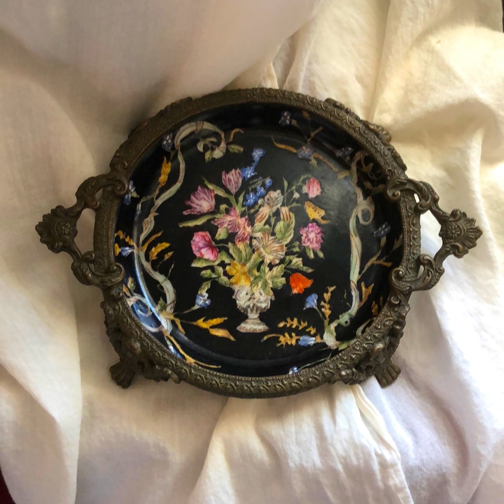 ANTIQUE china dish with ornate metal frame and clawed feed
